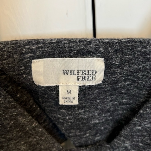 Wilfred Free Crop Top - Picture 2 of 3